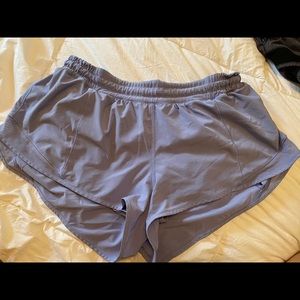 Lululemon Hotty Hot 2.5 sz 12